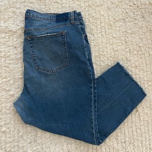 Curve Love Ultra High Rise Ankle Straight Jean